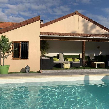 Maison Piscine Et Jacuzzi Saint-Germain-des-Fosses エクステリア 写真