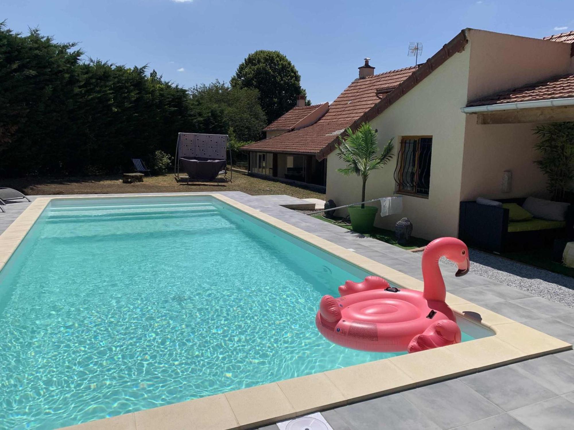 Maison Piscine Et Jacuzzi Saint-Germain-des-Fosses エクステリア 写真
