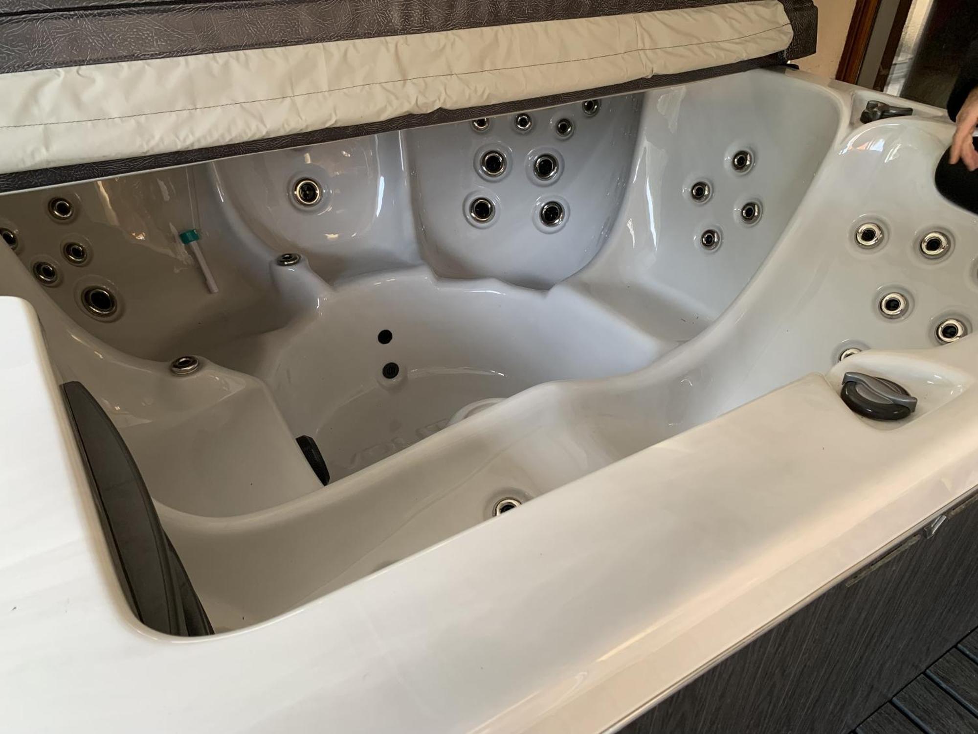 Maison Piscine Et Jacuzzi Saint-Germain-des-Fosses 部屋 写真